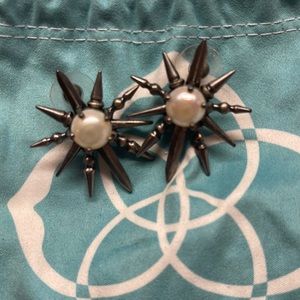 Kendra scott Rogan Starburst earrings